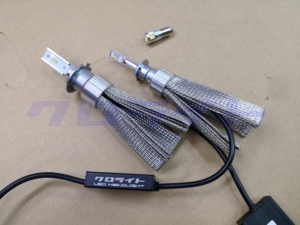 ドゥカティ モンスター1100EVO LEDヘッドライト取り付け | クロライト ブログ